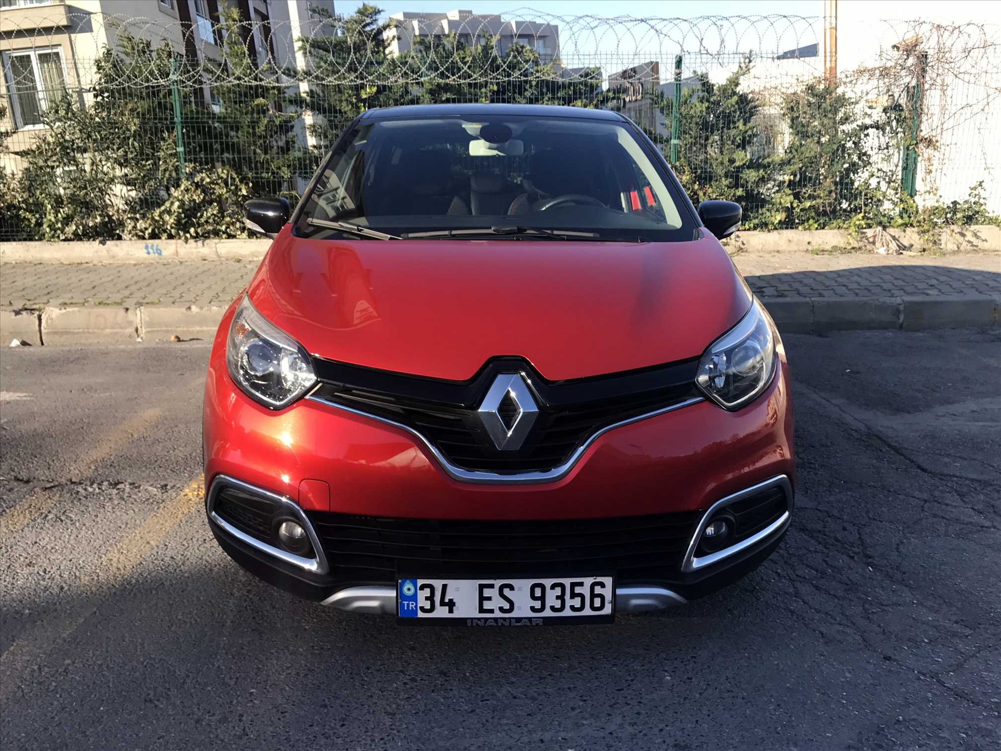   Renault Captur Outdoor 1.5 Dci Edc Oto. 37.500