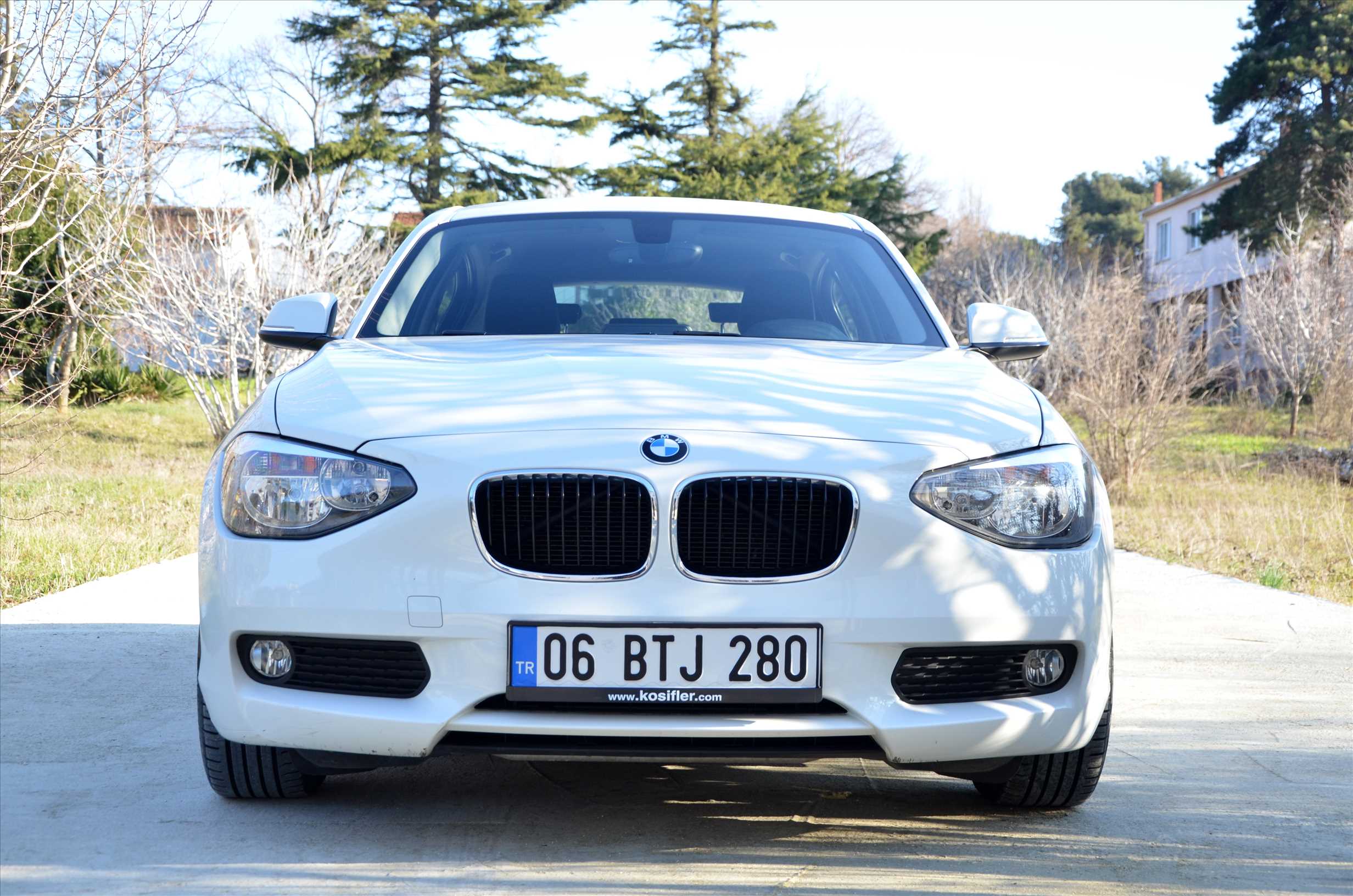  BMW 1.16i COMFORT IŞIK + ÖZEL JANT HATASIZ FULL SERVİS BAKIMLI